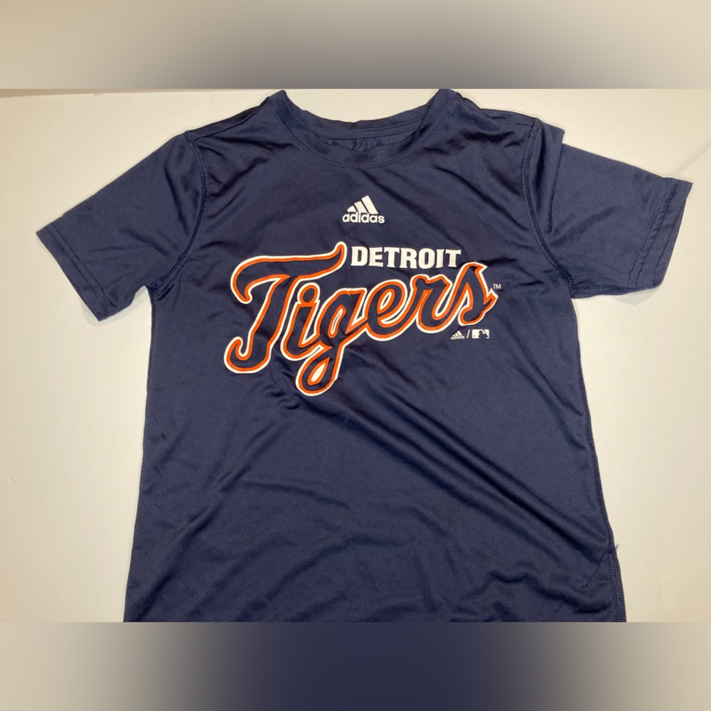 Tigers t shirt
